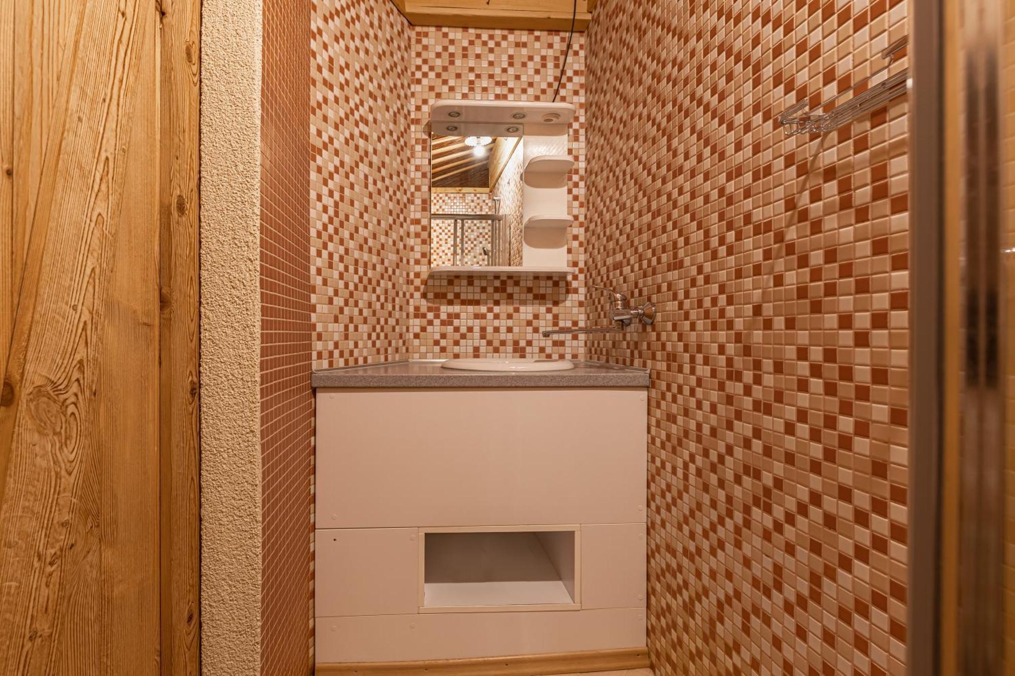 House Na Meji With Sauna - Happy Rentals بيفكا المظهر الخارجي الصورة