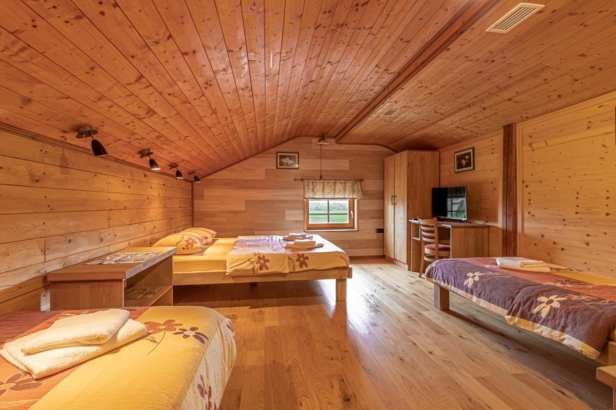 House Na Meji With Sauna - Happy Rentals بيفكا المظهر الخارجي الصورة