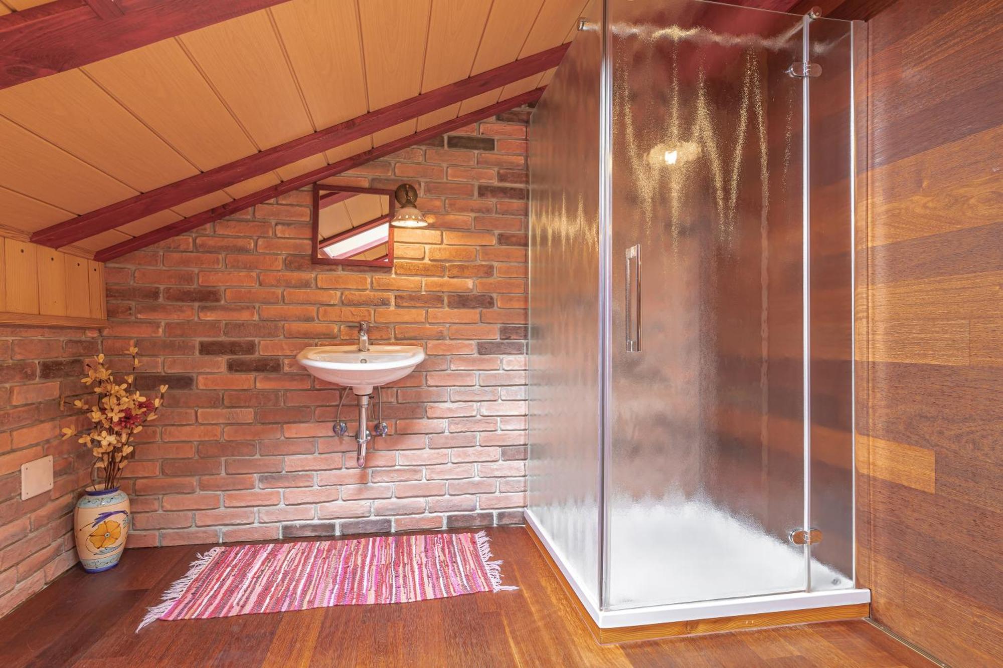 House Na Meji With Sauna - Happy Rentals بيفكا المظهر الخارجي الصورة
