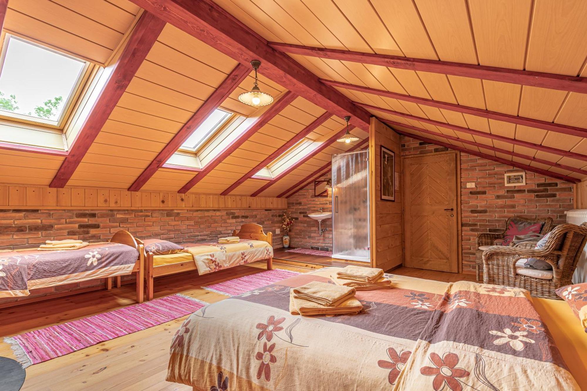 House Na Meji With Sauna - Happy Rentals بيفكا المظهر الخارجي الصورة